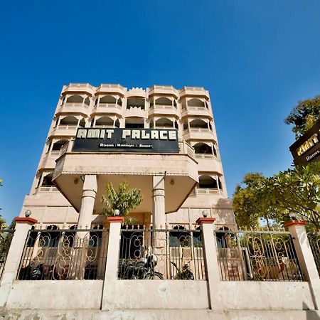 Capital O 48457 Amit Palace Bhilwara Exterior foto